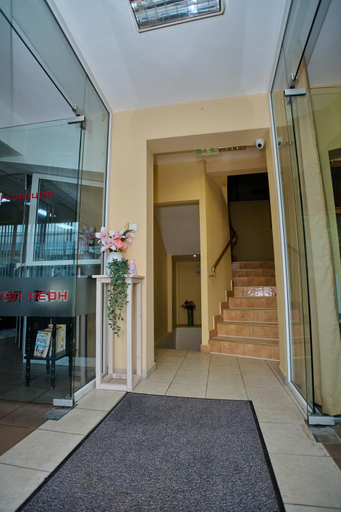Others 4, Neon Guest Rooms, Shumen