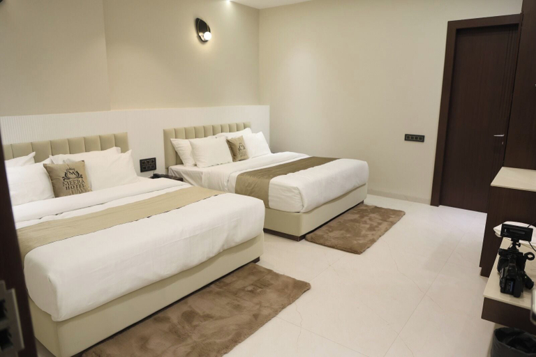 Bedroom 3, The Meera Hotel, Ujjain