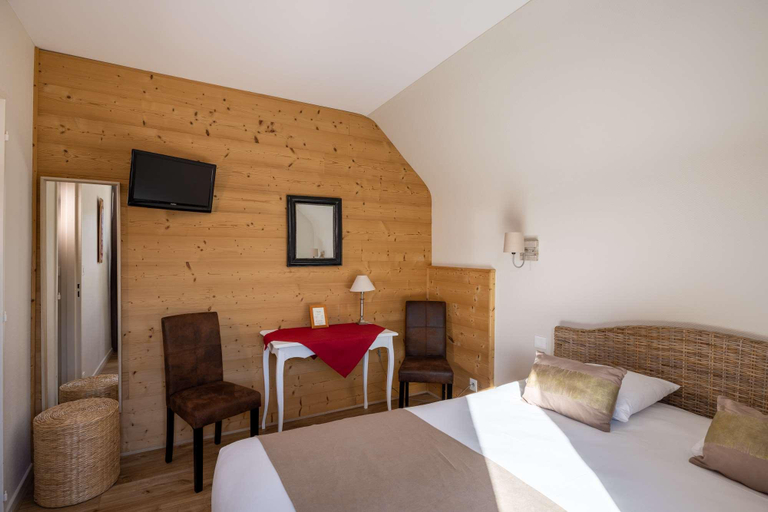 Bedroom 3, The Originals Boutique, Hotel Le Kastelberg, Bas-Rhin