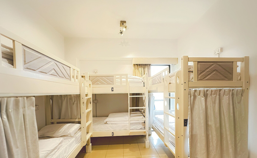 Bedroom 4, Dubai Host - Beach Hostel JBR, Dubai