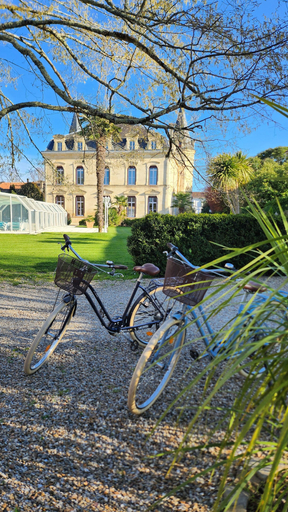 Exterior & Views 2, Hôtel la Tour Perrier, Gironde
