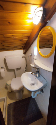 Bathroom 5, Gialova Filoxenia, Peloponnese