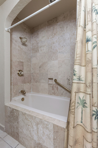 Bathroom 4, Sonoran Sea IV, Puerto Peñasco