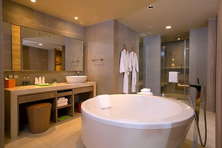 Bathroom 5, Wulan Resort Hainan ClearWater Bay, Hainan