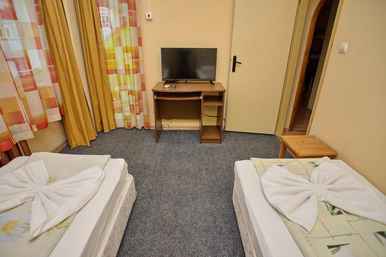 Others 5, Neon Guest Rooms, Shumen