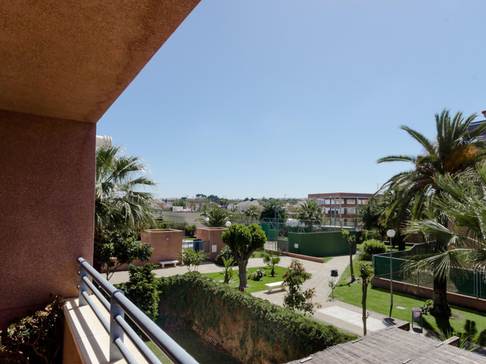 Room 2, Mascar n de Proa 205, Cádiz
