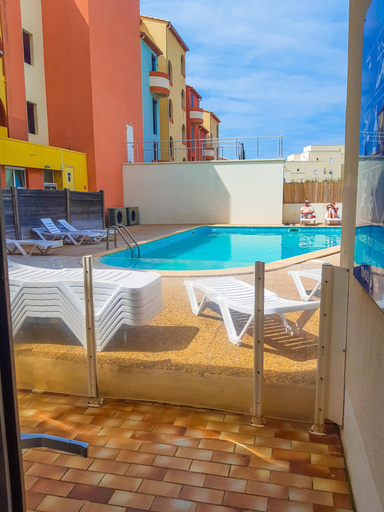 Pool 2, Residence Port Leucate, Apartment, Aude