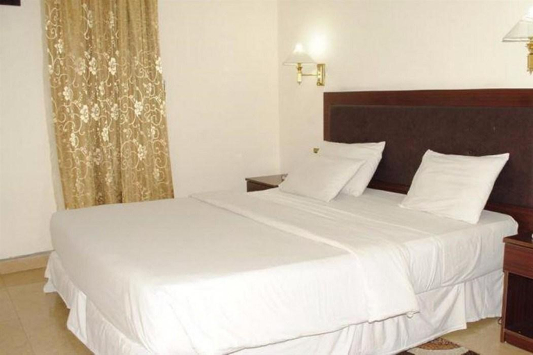 Others 5, Monty Suites Calabar, Calabar