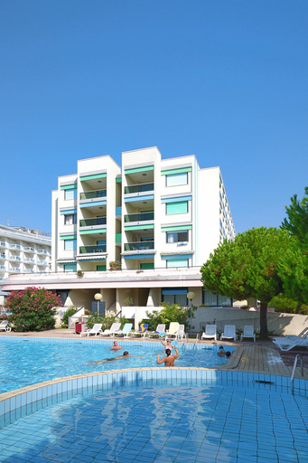 Exterior, Apartment in Bibione Near Beach & Nature Reserve, Venezia