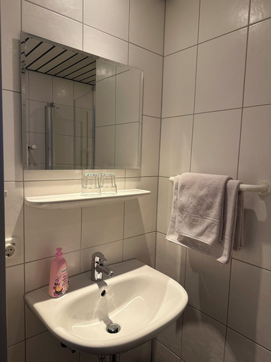 Bathroom 3, Hotel Am Vogelsanger Weg, Düsseldorf