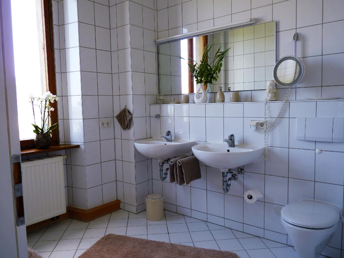 Bathroom 4, Schloss Weißenburg, Saalfeld-Rudolstadt