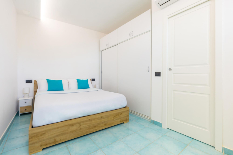 Bedroom 4, Nisida View Apartment, Napoli