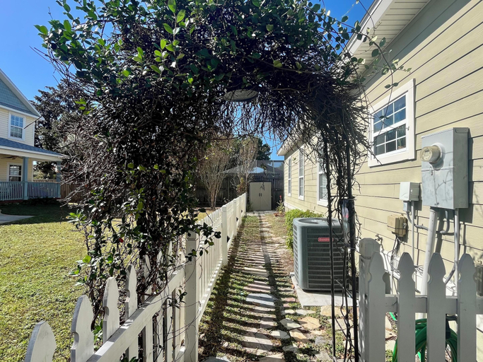 Exterior & Views 2, Paradise Escape by Southern Vacation Rentals, Okaloosa