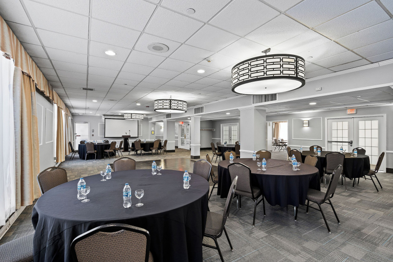 Food & Drinks 4, Executive Inn - Fort Lee, Bergen