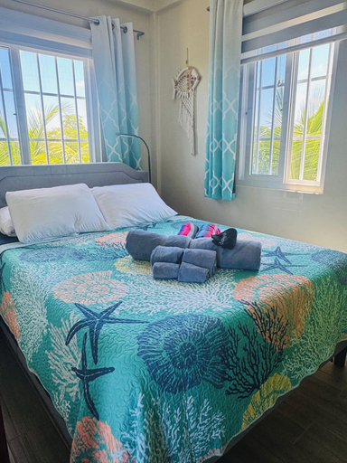 Bedroom 2, Costa Nube