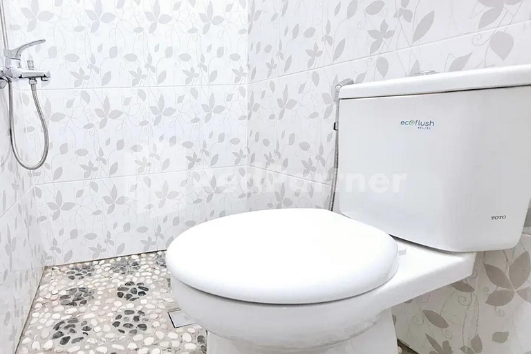 Bathroom 8