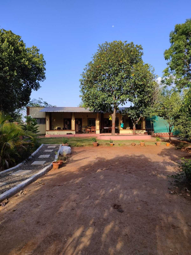 Exterior & Views, Alate's guest house, Pune