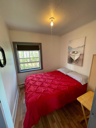 Bedroom 4, Cabines Boreales et Maison de chambres, Rimouski-Neigette