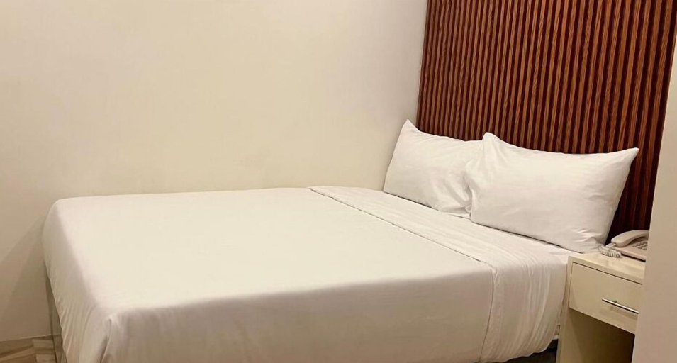 Bedroom 3, Casa Ison Hotel, Sablayan