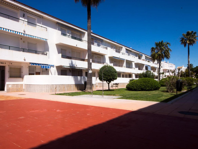 Room 5, La Giralda 16584 in Chiclana, Cádiz
