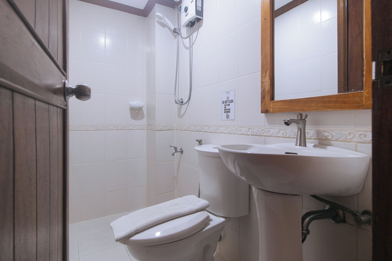 Bathroom 7