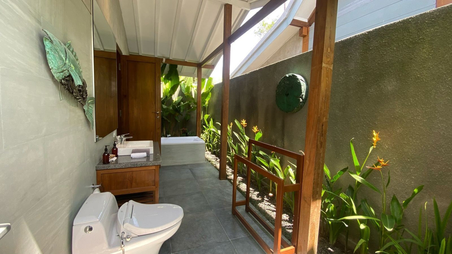 Bathroom 5