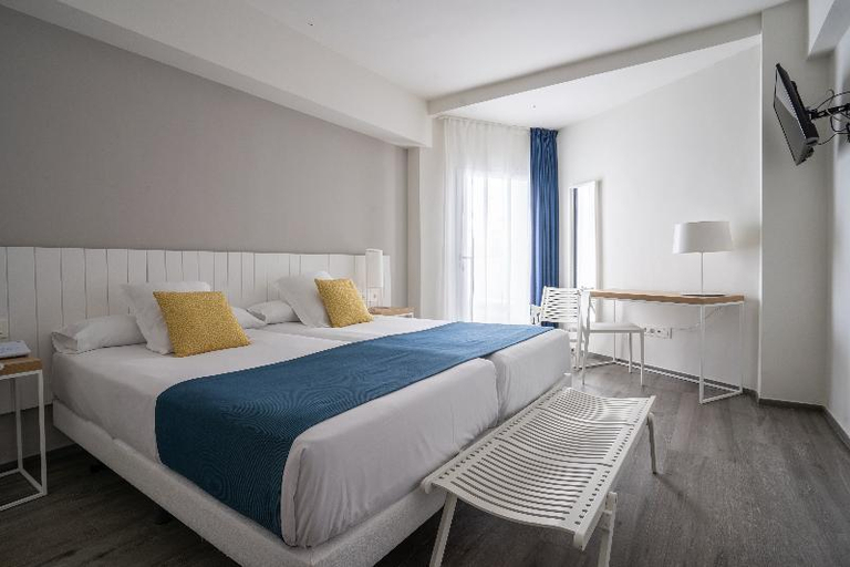 Bedroom 3, Hotel Agaro, Cádiz