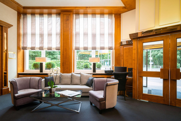 Public Area 3, Parkhotel Am Taunus, Hochtaunuskreis