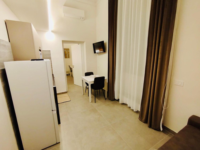 Others 4, sicily sun house, Catania