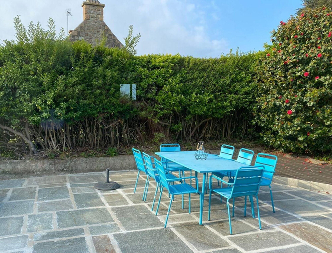 Balcony, Charming Holiday Home Near the Beach, Locquirec, Finistère
