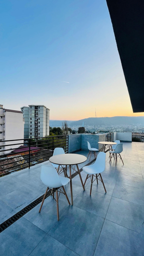 Others 5, Ncomforts Stay inn, Tbilisi