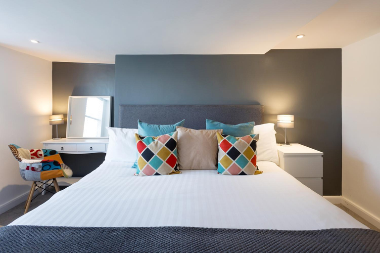 Bedroom 2, The Little Mill Inn, Derbyshire