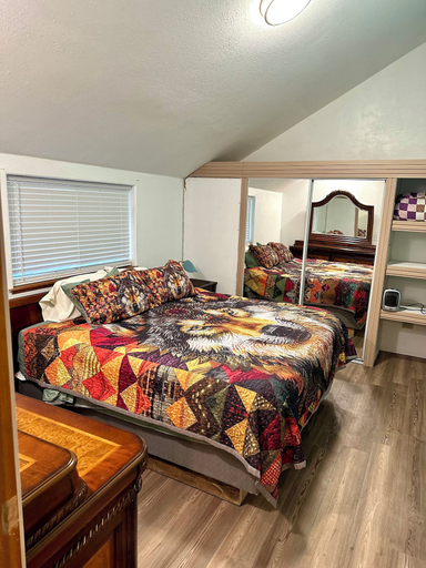 Bedroom 3, Paradise Suites, Kenai Peninsula