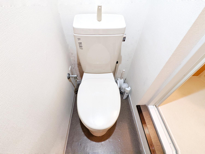 Bathroom 19