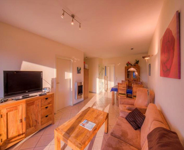 Living room 3, Liebevoll Eingerichtetes Appartement, Mecklenburgische Seenplatte