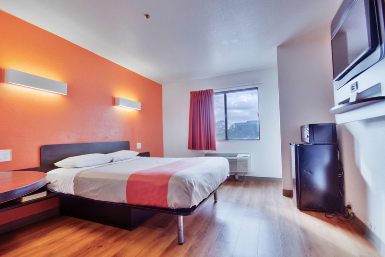 Bedroom 3, Motel 6 Dallas - Fair Park 4616, Dallas