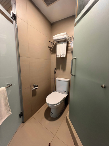 Bathroom 4, D Arc Hotel, Penampang