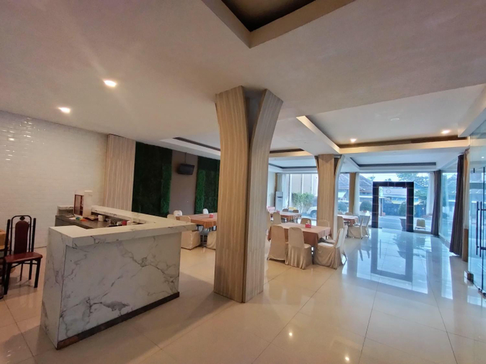 Others 3, Grand mansion II kanigoro, Blitar