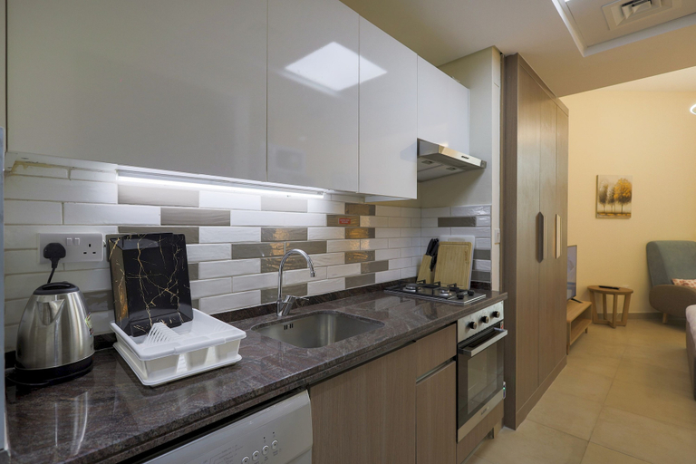 Others 4, Friendly Studio Apartment With Beautiful Living, Dubai