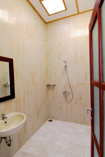 Bathroom 3
