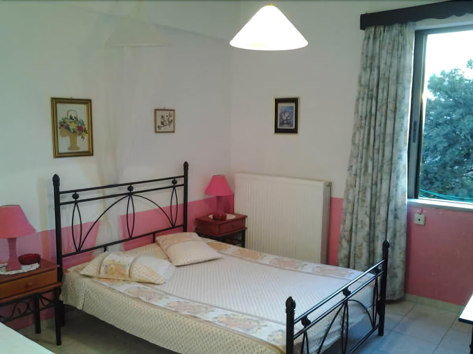 Bedroom 4, Windy Place, Crete