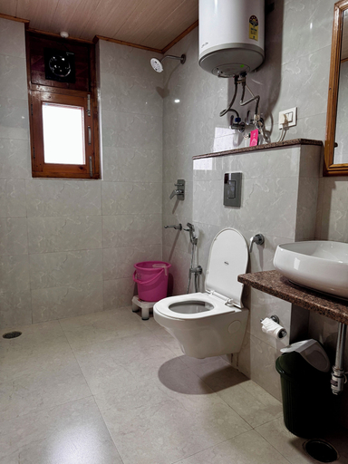 Bathroom 3, Namgials by Sky Group, Kullu