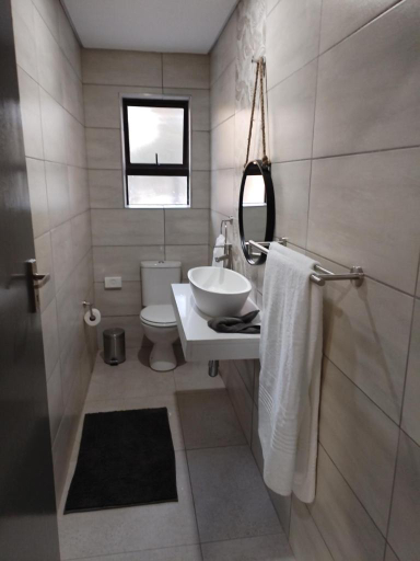 Bathroom 2, Luyana guesthouse, Fezile Dabi