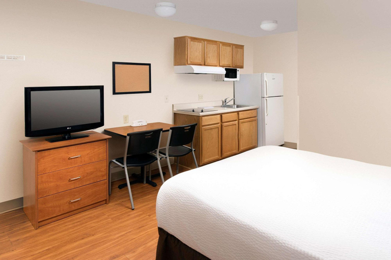 Bedroom 3, Extended Stay America Select Suites- Oklahoma City, Oklahoma
