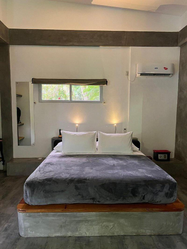Bedroom 3, Some Where Else Boutique Resort, Mambajao