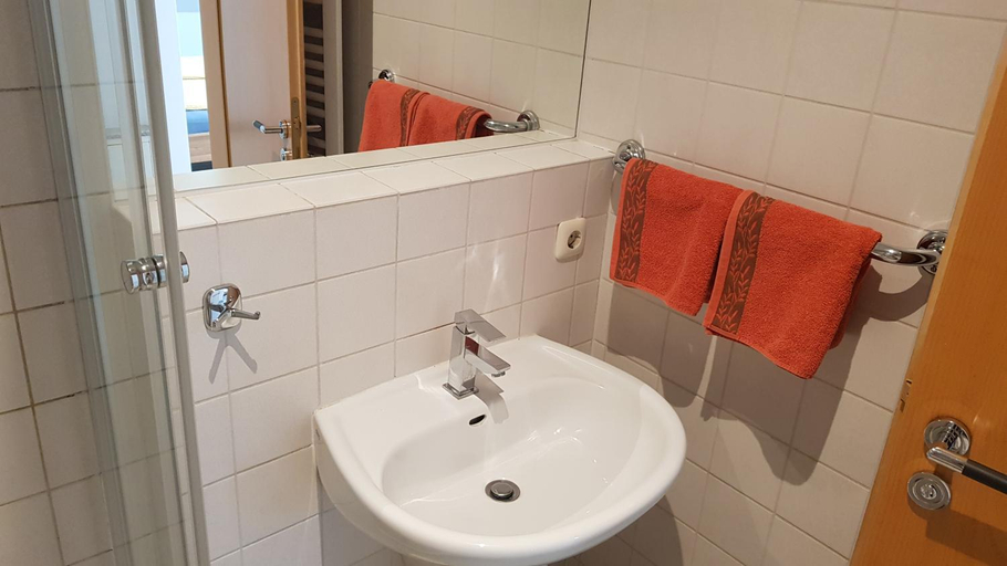 Bathroom 3, Hotel und Appartementhaus Rheden, Oberhavel