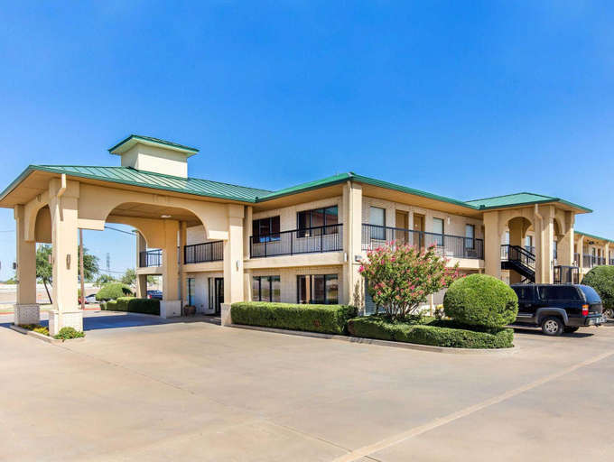 Exterior & Views, Quality Inn & Suites Abilene North, Taylor