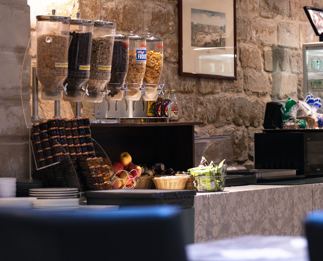 Food & Drinks 5, Hotel Derby Eiffel, Paris