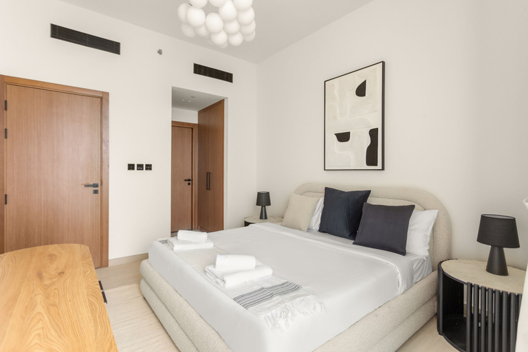 Room 4, Binghatti Onyx - 3101 2BD, Dubai