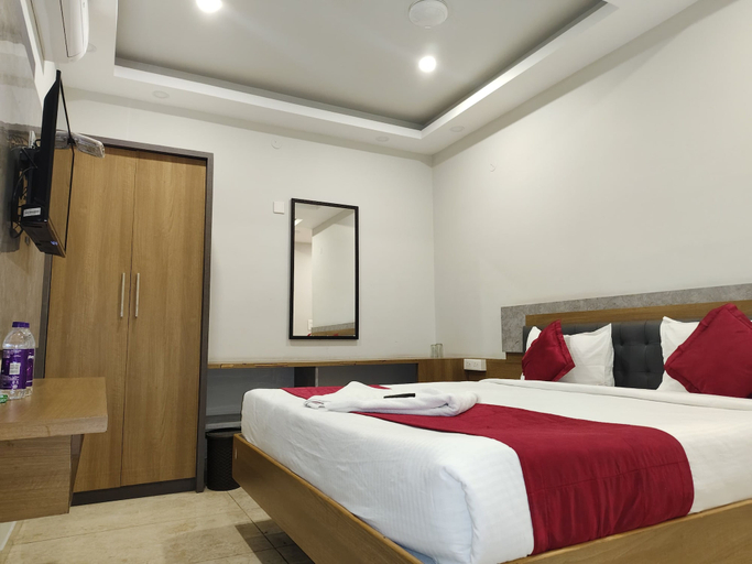 Bedroom 12